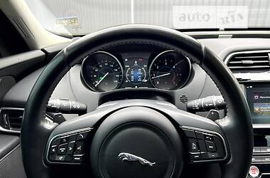 Седан Jaguar XE 2017 в Одессе