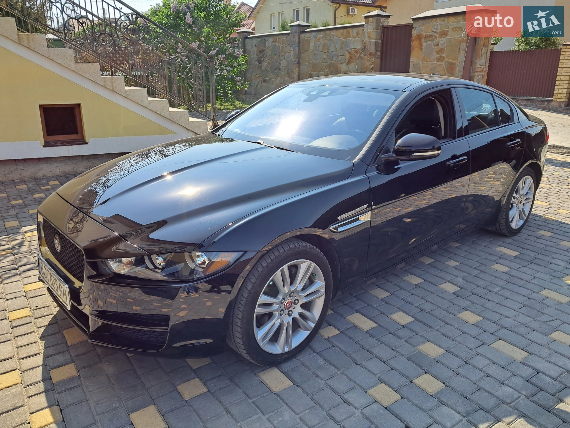2019 Jaguar XE - мініатюра 29