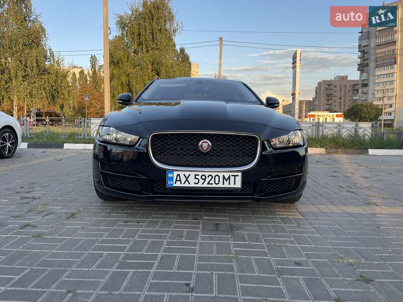 Седан Jaguar XE 2017 в Харькове