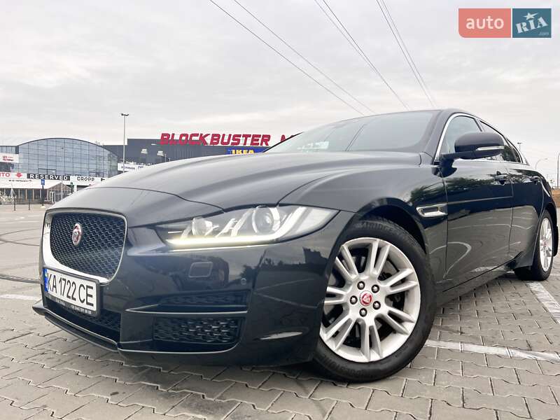 Седан Jaguar XE 2017 в Полтаве