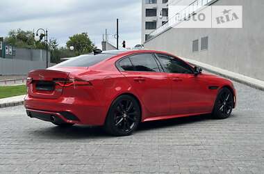 Седан Jaguar XE 2020 в Киеве