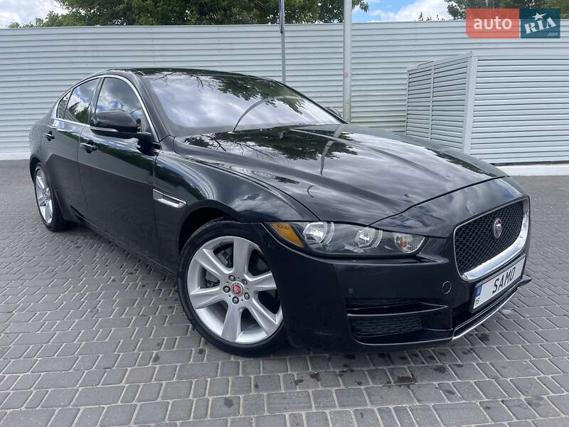 Jaguar XE 2016