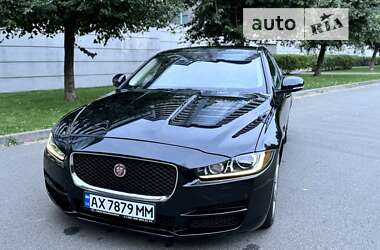 Седан Jaguar XE 2016 в Києві