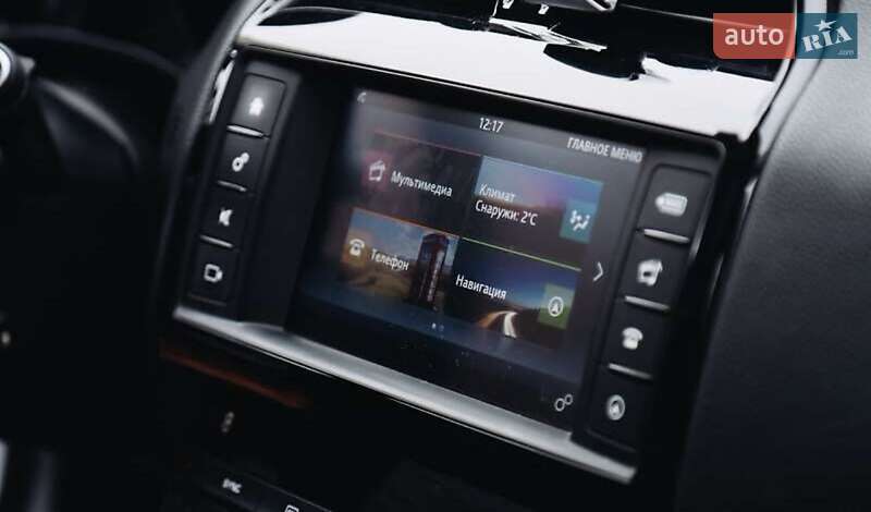 Седан Jaguar XE 2016 в Киеве фото 22 Седан Jaguar XE 2016 в Киеве