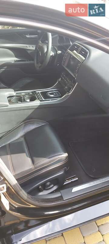 Седан Jaguar XE 2016 в Одессе
