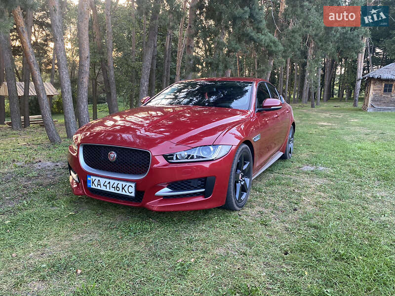 Jaguar XE 2015