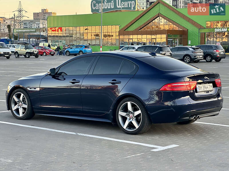 Седан Jaguar XE 2015 в Одессе