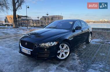 Седан Jaguar XE 2016 в Киеве