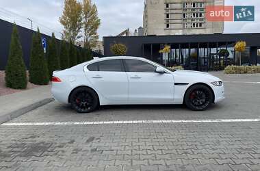 Седан Jaguar XE 2017 в Черкассах