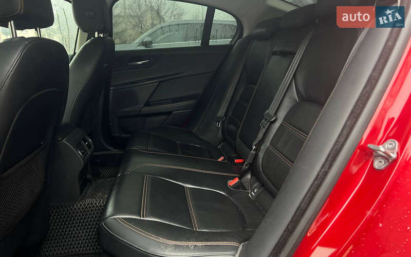 Седан Jaguar XE 2015 в Ивано-Франковске фото 24 Седан Jaguar XE 2015 в Ивано-Франковске