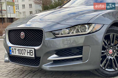 Седан Jaguar XE 2016 в Івано-Франківську