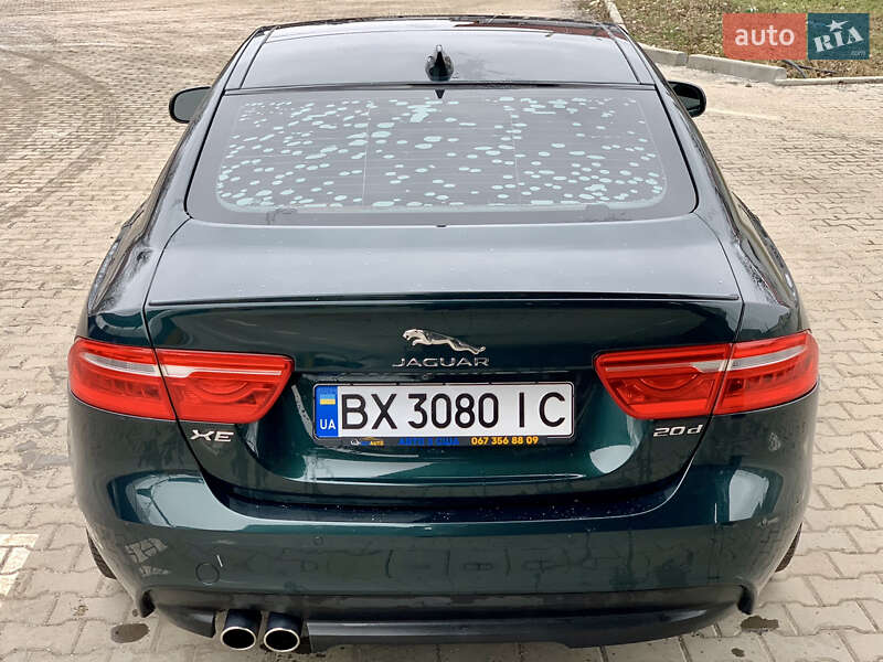 Седан Jaguar XE 2016 в Хмельницькому
