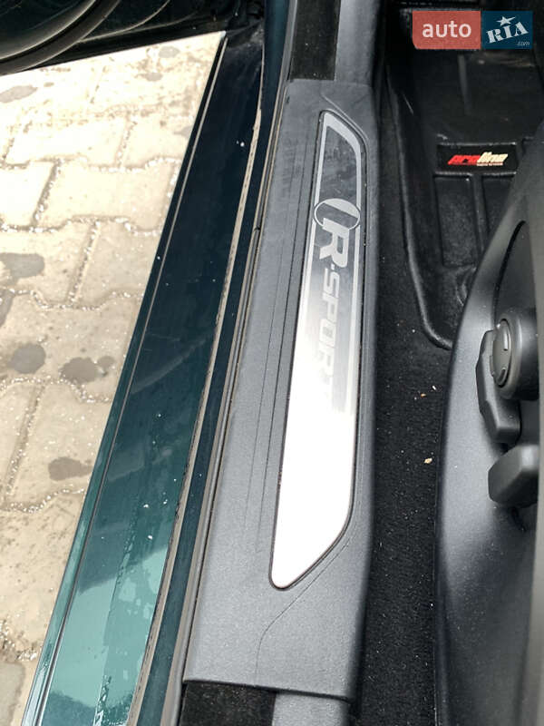 Седан Jaguar XE 2016 в Хмельницькому