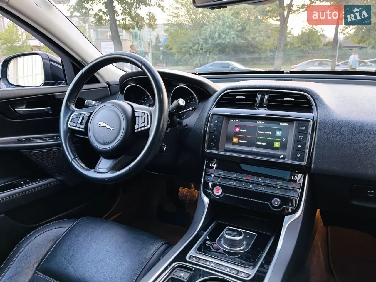2017 Jaguar XE - мініатюра 67