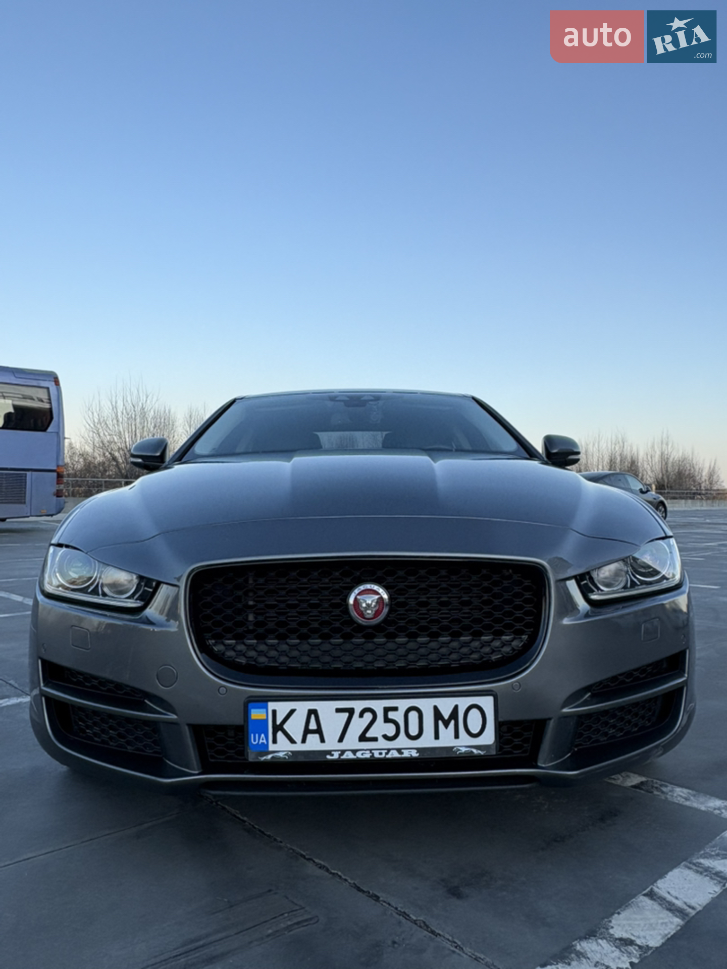 2016 Jaguar XE - мініатюра 11