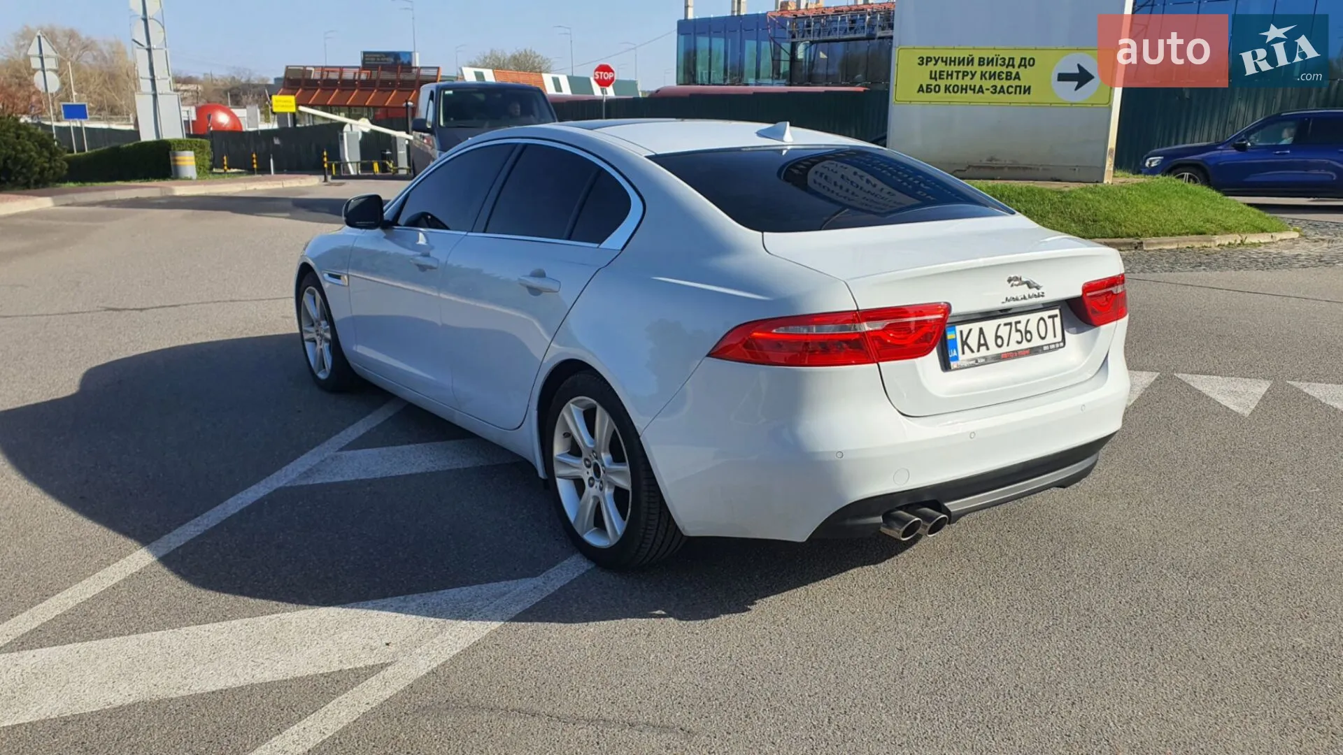 2015 Jaguar XE - мініатюра 5