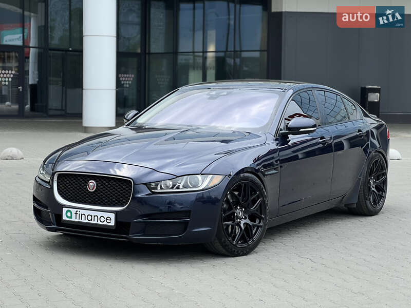 Jaguar XE 2016