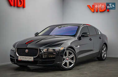 Седан Jaguar XE 2017 в Киеве