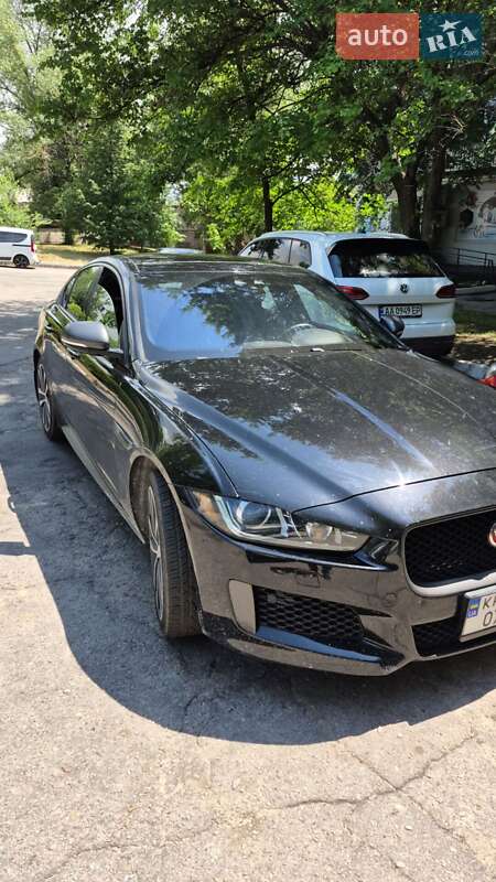 Седан Jaguar XE 2018 в Запорожье