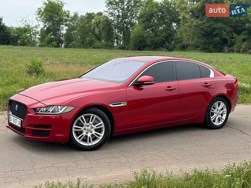 Jaguar XE 2016
