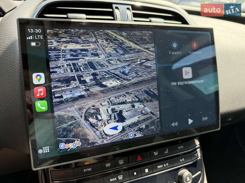 Седан Jaguar XE 2016 в Киеве фото 69 Седан Jaguar XE 2016 в Киеве