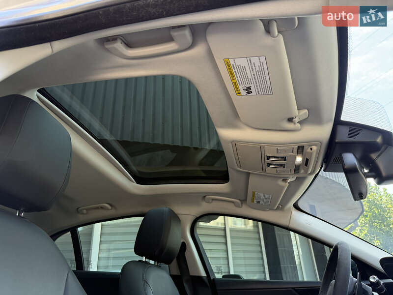 Седан Jaguar XE 2016 в Киеве фото 62 Седан Jaguar XE 2016 в Киеве