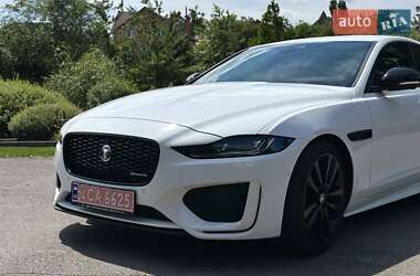 Седан Jaguar XE 2024 в 