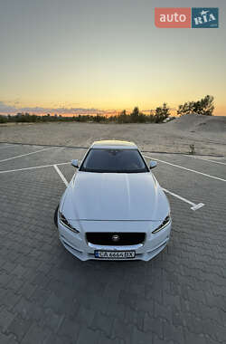 Седан Jaguar XE 2017 в Черкассах