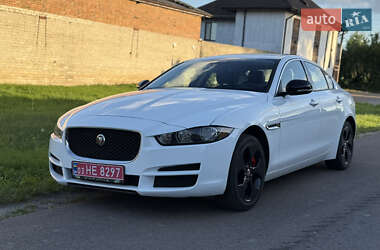 Седан Jaguar XE 2016 в Рівному