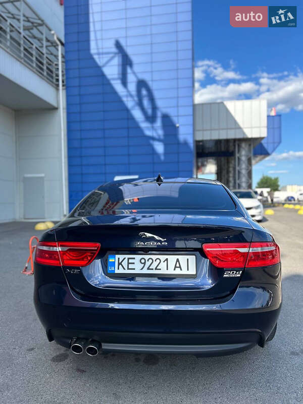 Седан Jaguar XE 2017 в Днепре фото 8 Седан Jaguar XE 2017 в Днепре