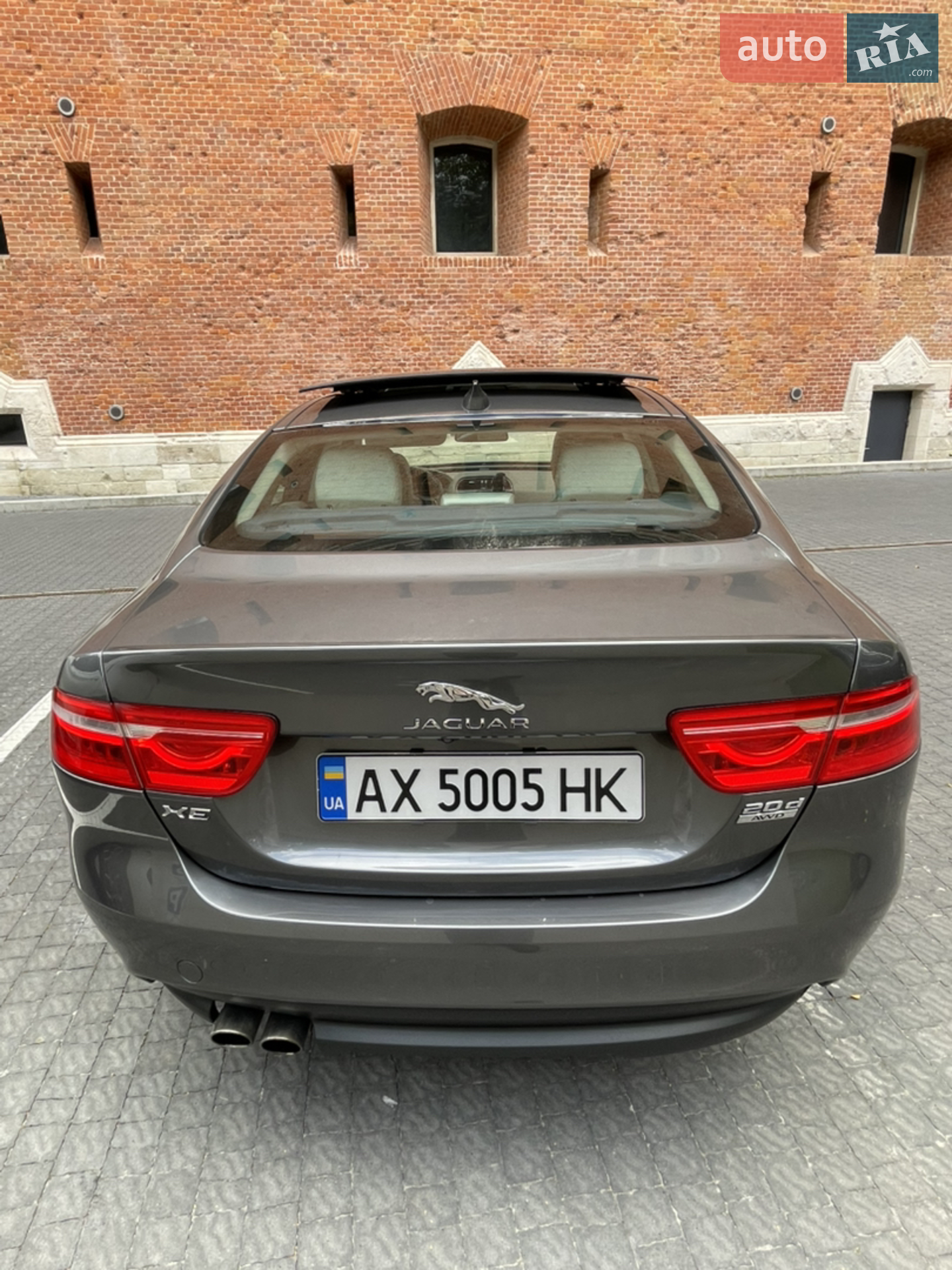 2017 Jaguar XE - мініатюра 9
