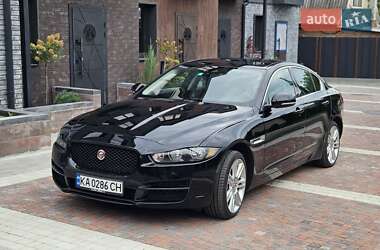 Седан Jaguar XE 2019 в Києві