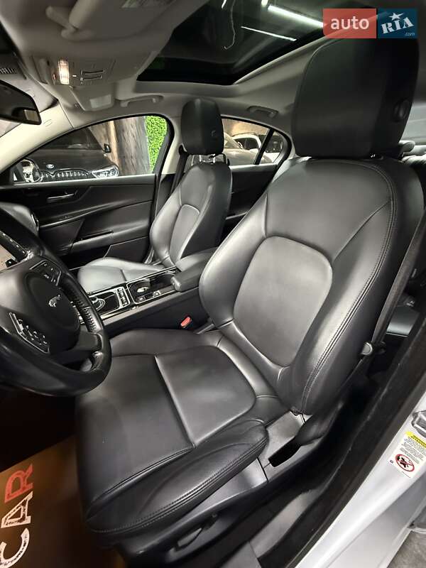 Седан Jaguar XE 2016 в Одесі фото 19 Седан Jaguar XE 2016 в Одесі