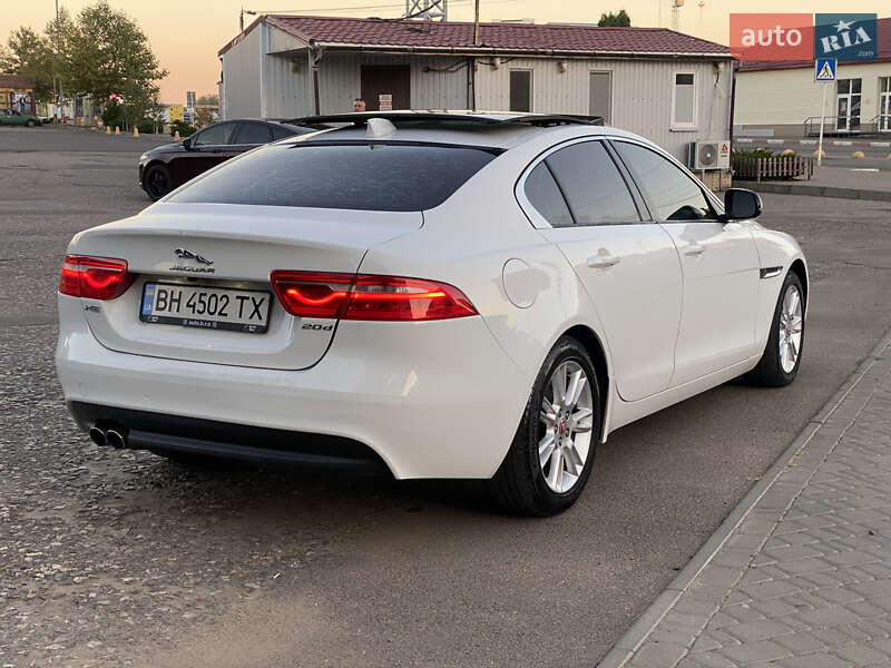 Седан Jaguar XE 2016 в Одессе