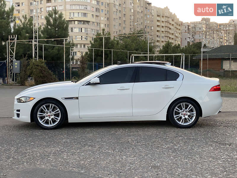 Седан Jaguar XE 2016 в Одессе