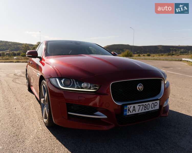 Jaguar XE 2015