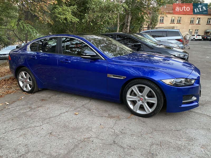 Седан Jaguar XE 2018 в Одессе