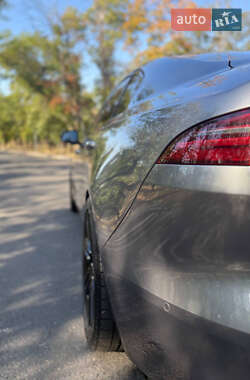 Седан Jaguar XE 2019 в 