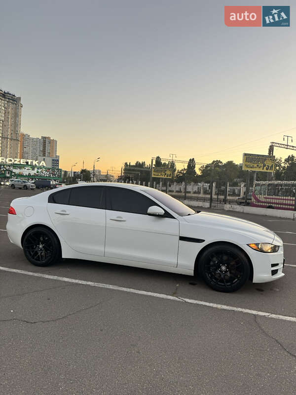 Седан Jaguar XE 2016 в Одесі фото 2 Седан Jaguar XE 2016 в Одесі