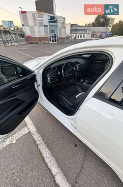 Седан Jaguar XE 2016 в Одесі