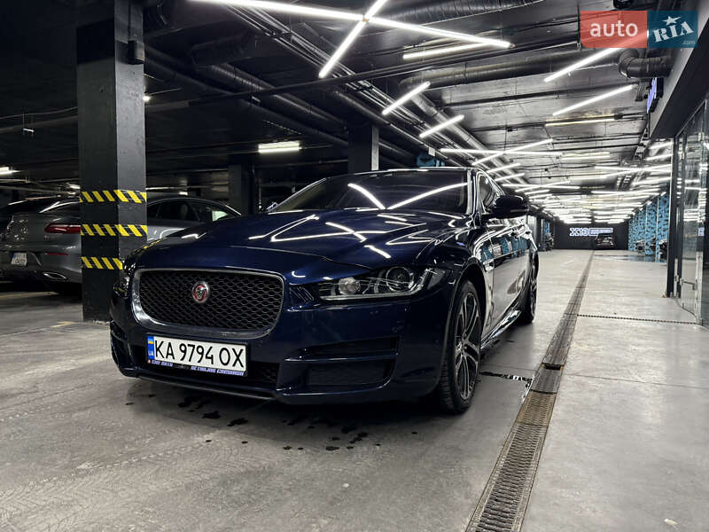 Jaguar XE 2016