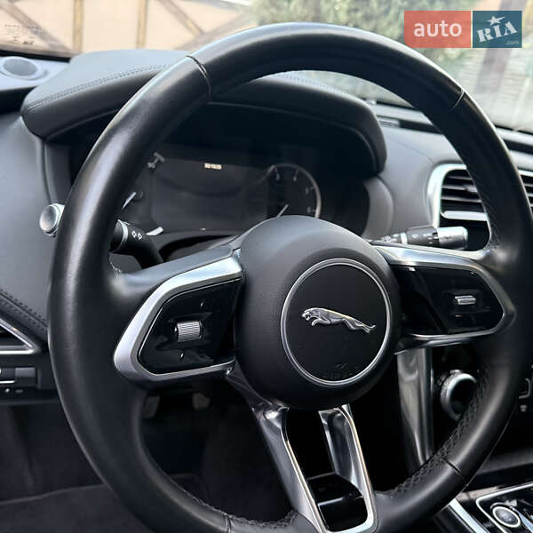 Седан Jaguar XE 2020 в Днепре фото 18 Седан Jaguar XE 2020 в Днепре