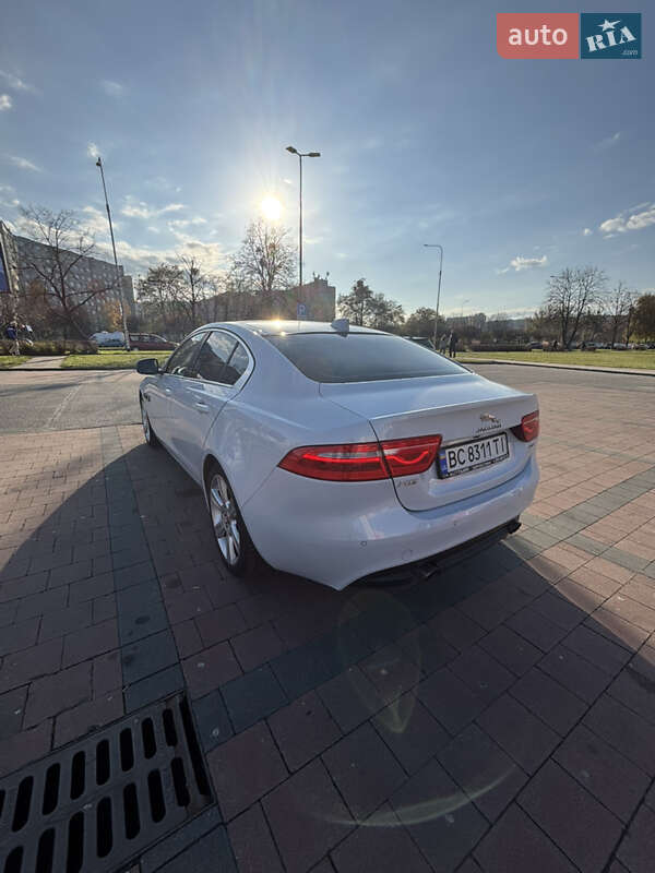 Седан Jaguar XE 2016 в Львове фото 4 Седан Jaguar XE 2016 в Львове