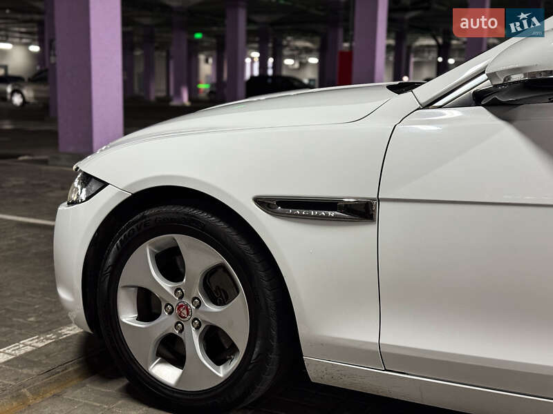 Седан Jaguar XE 2016 в Києві фото 6 Седан Jaguar XE 2016 в Києві