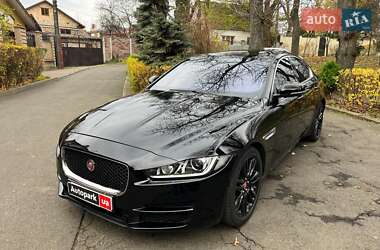 Седан Jaguar XE 2019 в Києві