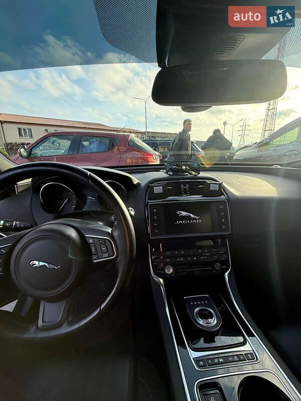 Седан Jaguar XE 2016 в Одессе