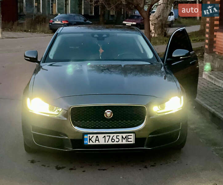 Седан Jaguar XE 2019 в Києві фото 5 Седан Jaguar XE 2019 в Києві