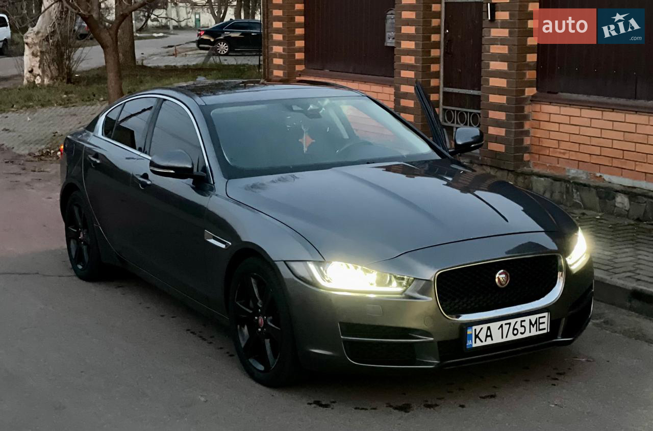 2019 Jaguar XE - мініатюра 17