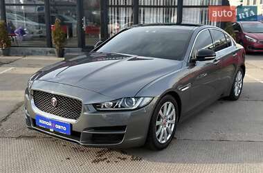 Седан Jaguar XE 2016 в Киеве