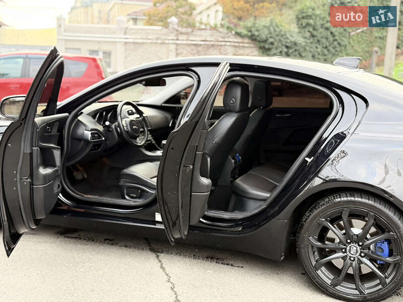 Седан Jaguar XE 2016 в Одесі фото 18 Седан Jaguar XE 2016 в Одесі